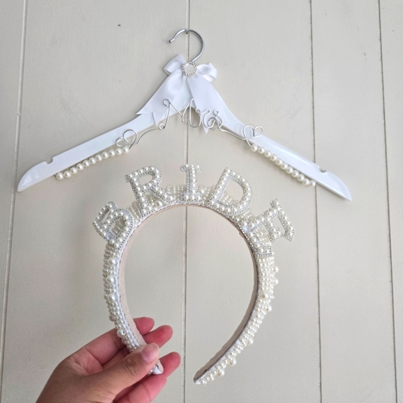 Pearl Bride Headband and Hanger Set - Picture 1 of 1
